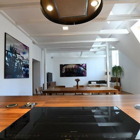 Loft Lägenhet Prag Exteriör bild