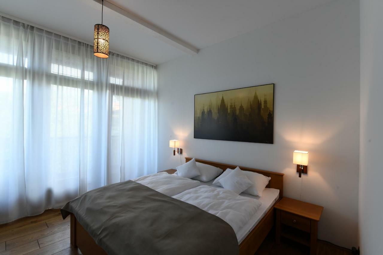 Loft Lägenhet Prag Exteriör bild